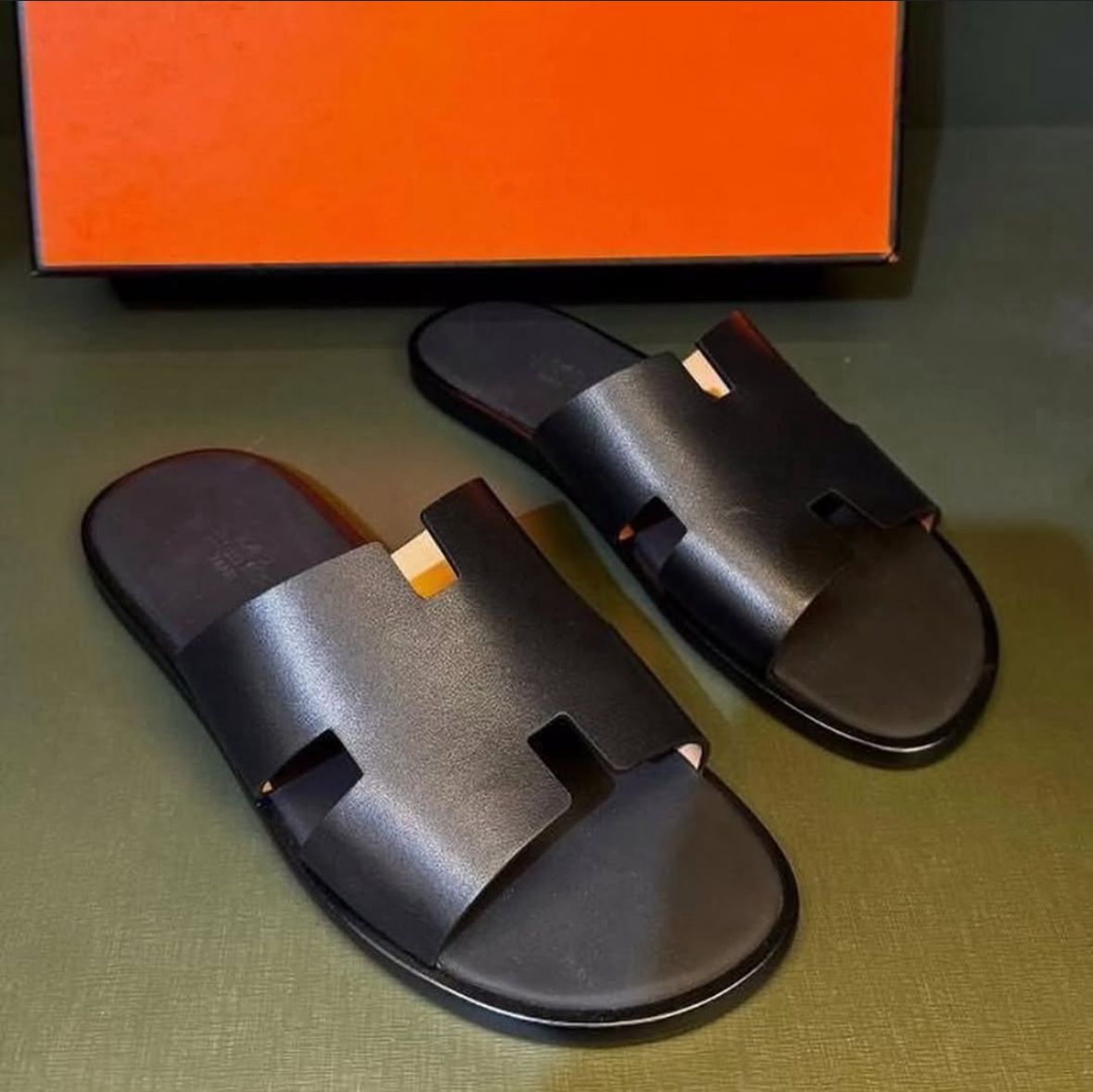 Chinelo Grife